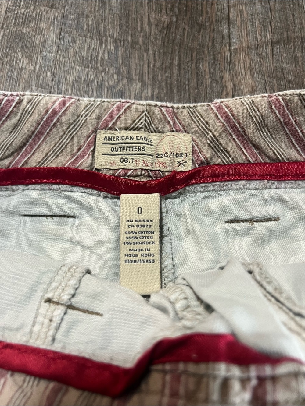 American Eagle Outfitters Beige Belted Shorts - Picture 4 of 4
